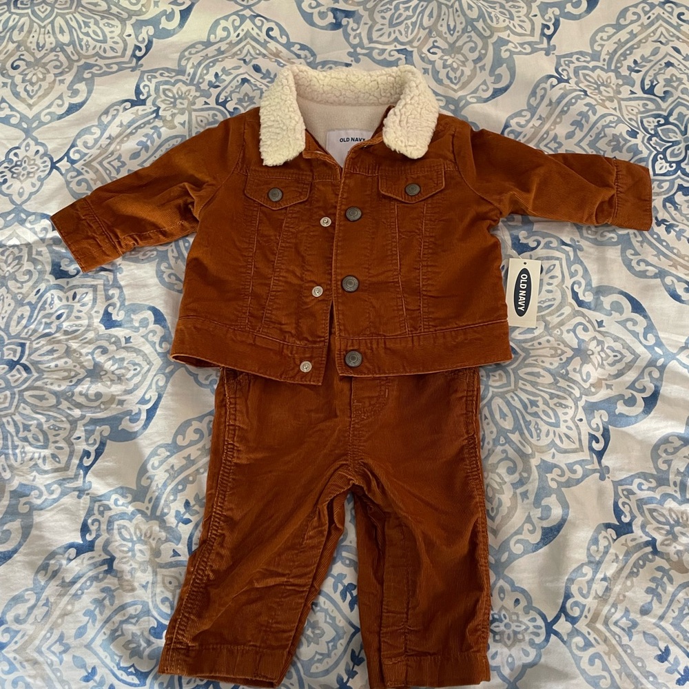 Old navy 3-6 months overall and cost. New with tags.
